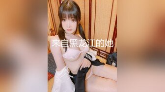 清纯小妹秒变淫荡欲女，露脸诱惑狼友撩骚脱光了自慰骚穴