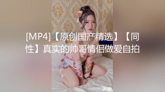 骚劲十足极品美御姐！白嫩奶子大长腿！结实大屁股假屌骑坐，一下下深插到底，掰穴特写极度淫骚