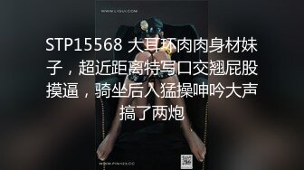 小女友穿着性感的丝袜诱惑我淫水白浆流出