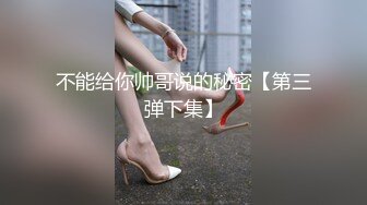 在打游戏时女友给我口交,打完游戏使劲操她