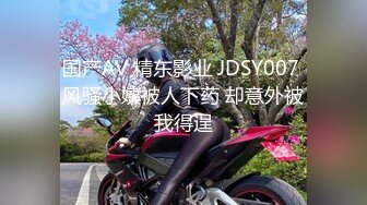 开着门做爱已经满足不了骚女友了走廊做爱更刺激_1305764442903199745_720x1280