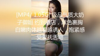 勾搭外卖小哥 男主藏柜子里偷拍，男主想三P直接柜子里出来，吓的小哥软了直接开溜，贵在真实!