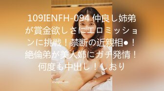 学校管理员窗外偷拍女生宿舍室内游泳池大学生美眉出浴时的美丽裸体