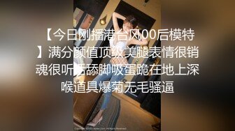 丈夫客户来家做客喝醉老婆洗完澡出来客户起色心沙发强行插入.